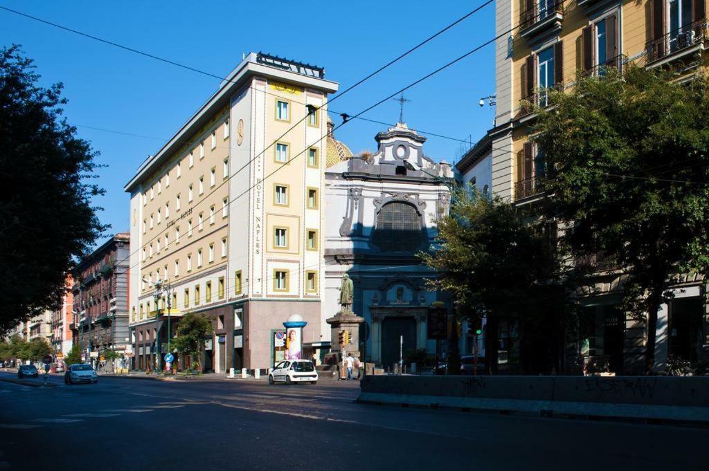 Umberto I° Suite & Spa Naples Exterior photo