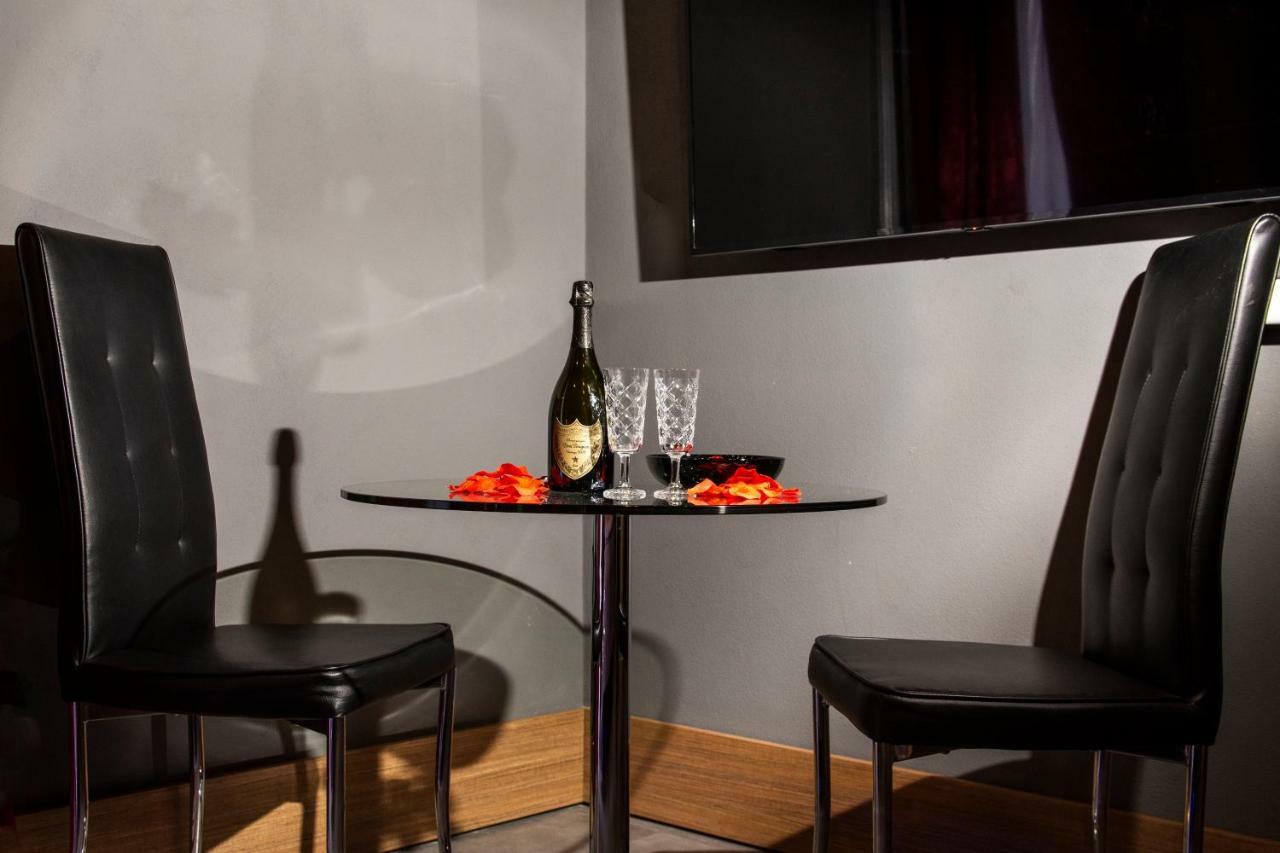 Umberto I° Suite & Spa Naples Exterior photo
